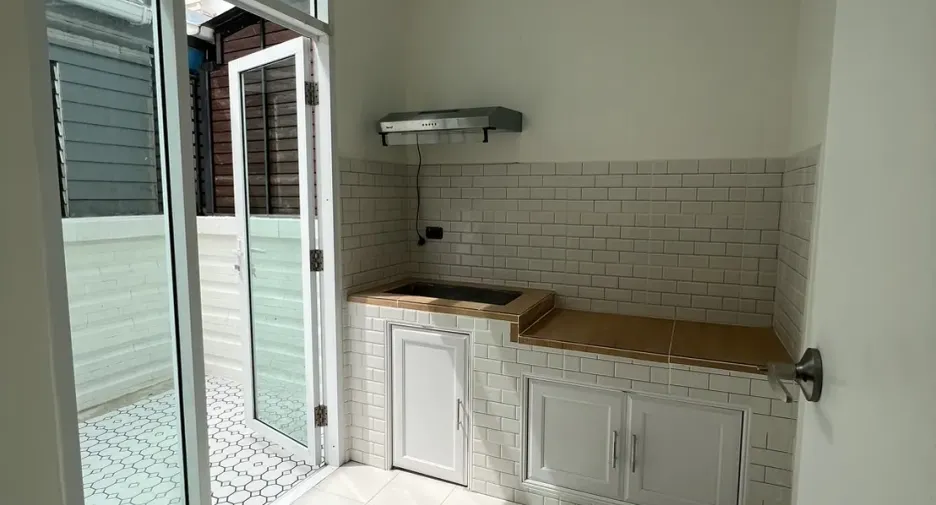 For rent 3 bedrooms house in Mueang Phuket, Phuket