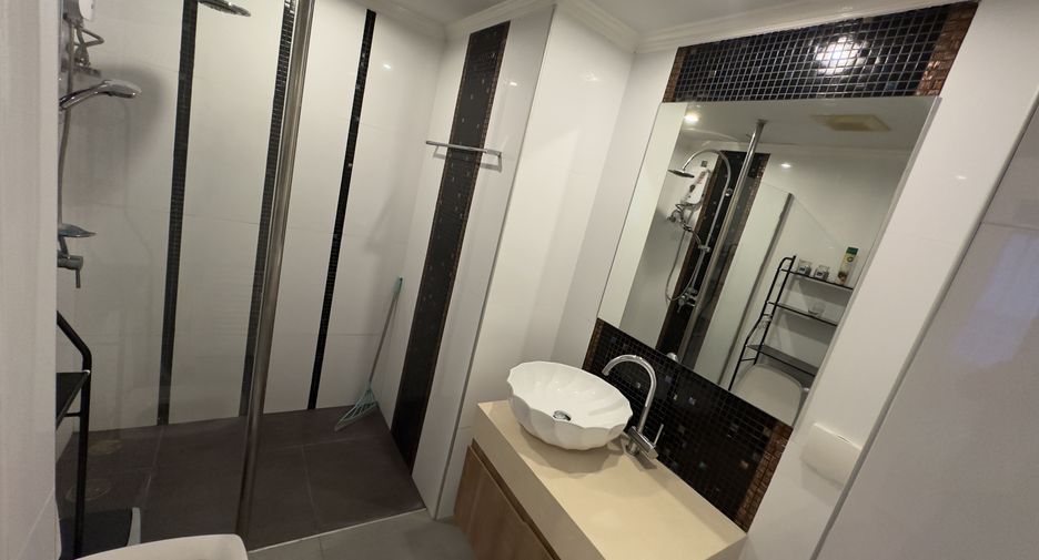 Wohnung zur Miete mit 1 Zimmer in Bang Lamung, Chonburi