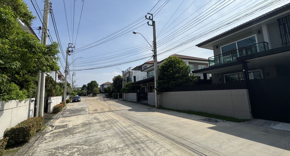 For sale 4 bedrooms house in Bang Yai, Nonthaburi