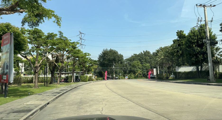 For sale 4 bedrooms house in Bang Yai, Nonthaburi