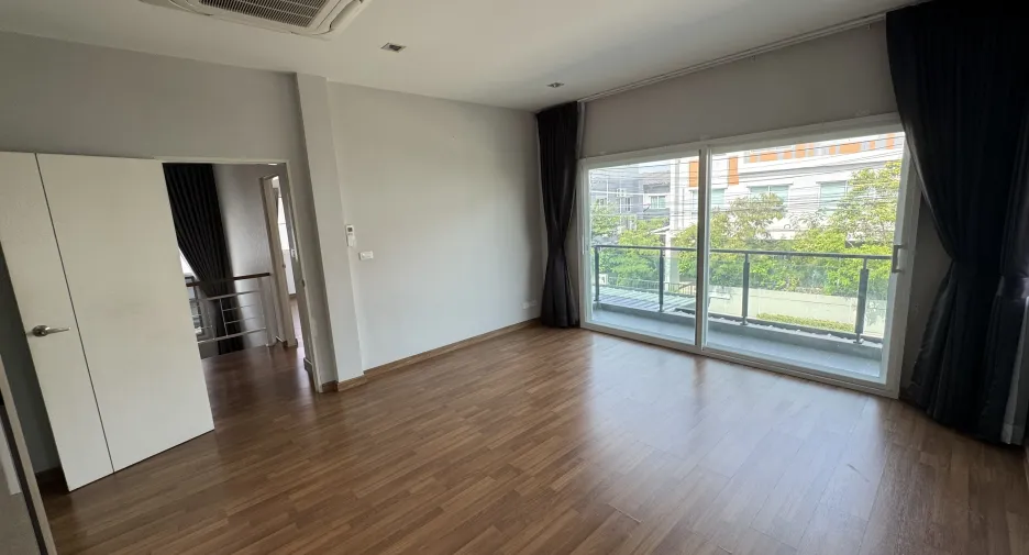 For sale 4 bedrooms house in Bang Yai, Nonthaburi