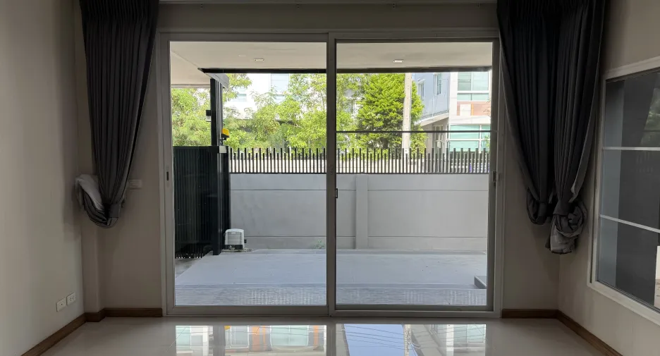 For sale 4 bedrooms house in Bang Yai, Nonthaburi