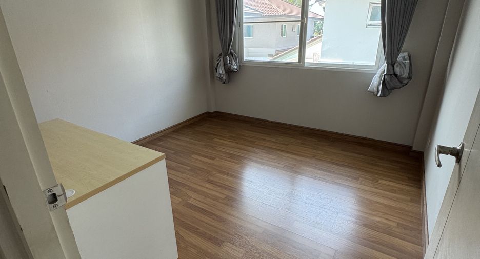 For sale 4 bedrooms house in Bang Yai, Nonthaburi