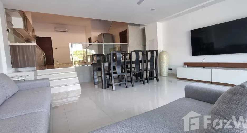 Casa adosada en alquiler de 3 habitaciones en Mueang Phuket, Phuket