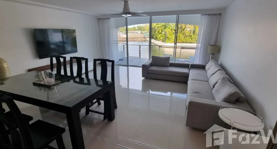 Casa adosada en alquiler de 3 habitaciones en Mueang Phuket, Phuket