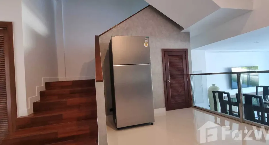 Casa adosada en alquiler de 3 habitaciones en Mueang Phuket, Phuket