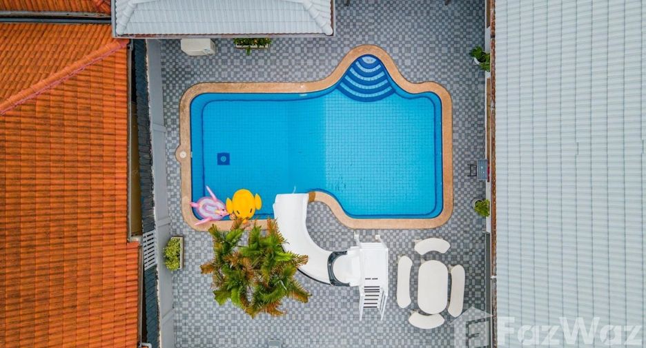 For rent 4 bedrooms villa in Bang Lamung, Chonburi