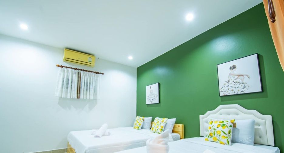 For rent 4 bedrooms villa in Bang Lamung, Chonburi