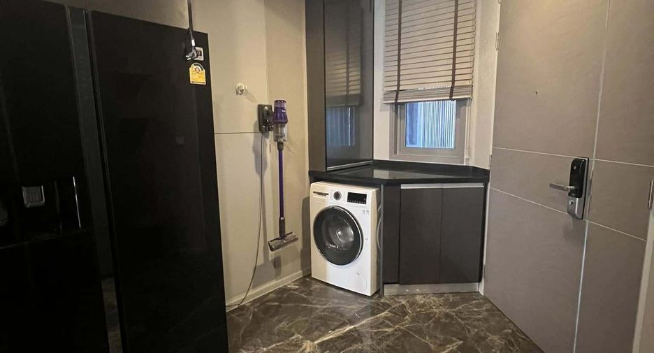 For sale and for rent 2 bedrooms condo in Watthana, Bangkok