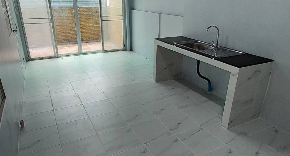 For sale 3 bedrooms house in Khlong Luang, Pathum Thani