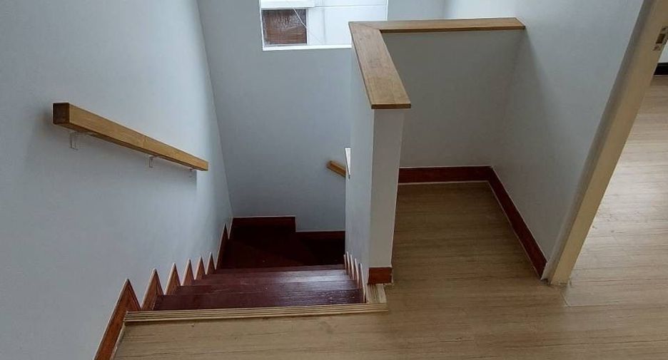 For sale 3 bedrooms house in Khlong Luang, Pathum Thani
