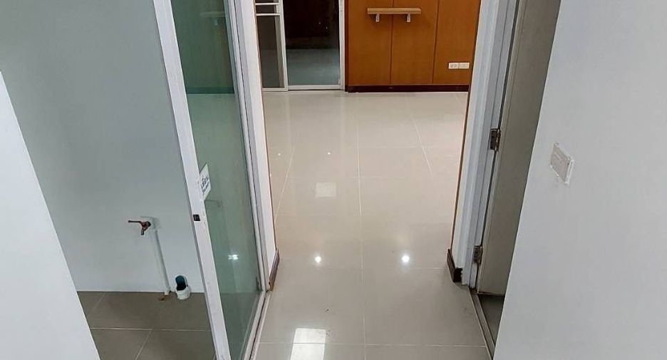 For sale 3 bedrooms house in Khlong Luang, Pathum Thani