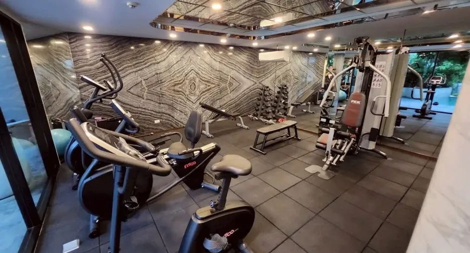 For sale 1 bed condo in Huai Khwang, Bangkok