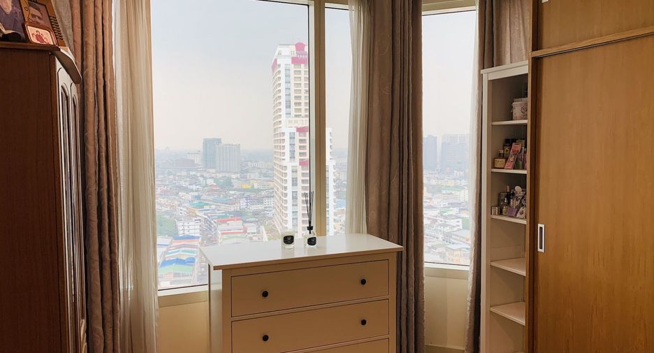 For sale 3 bedrooms condo in Bang Kho Laem, Bangkok