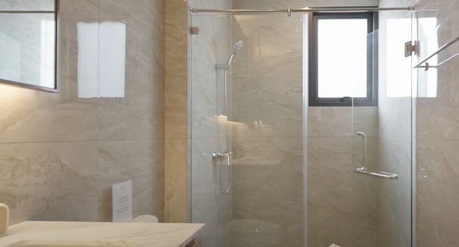 Villa zum Kauf mit 4 Zimmer in Bang Lamung, Chonburi