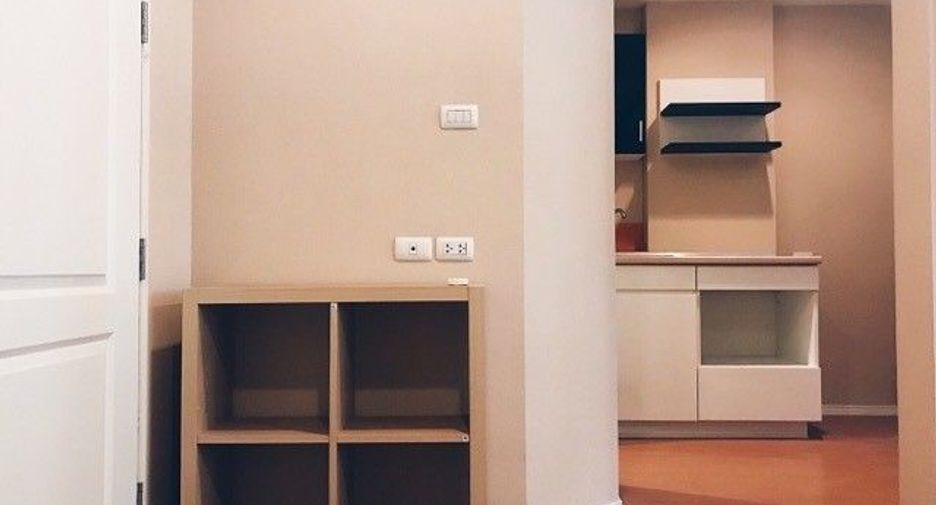 For sale 1 bed condo in Bang Kapi, Bangkok