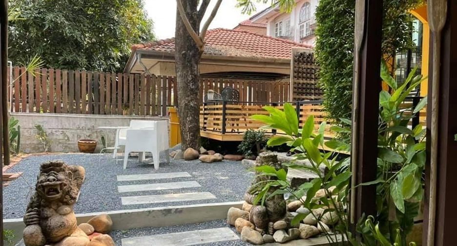 For sale 4 bedrooms house in Bang Bon, Bangkok