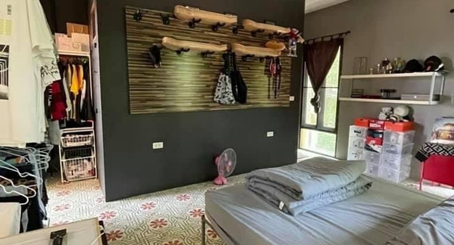 For sale 4 bedrooms house in Bang Bon, Bangkok