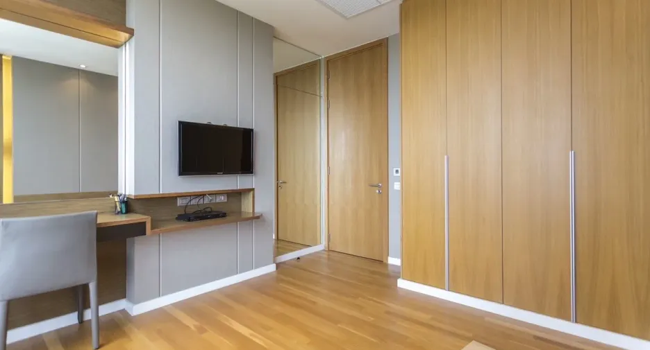 For rent 3 bedrooms condo in Bang Lamung, Chonburi