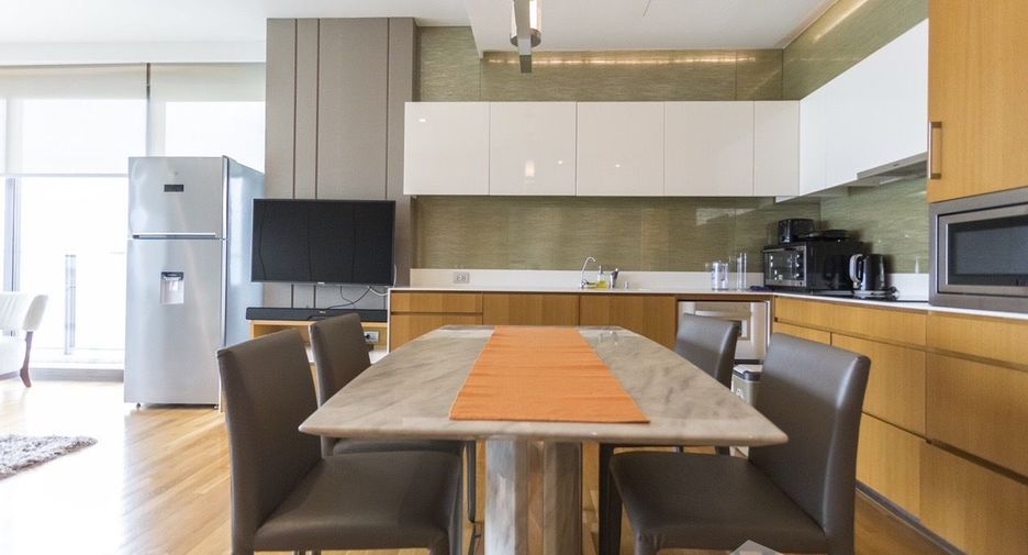 For rent 3 bedrooms condo in Bang Lamung, Chonburi