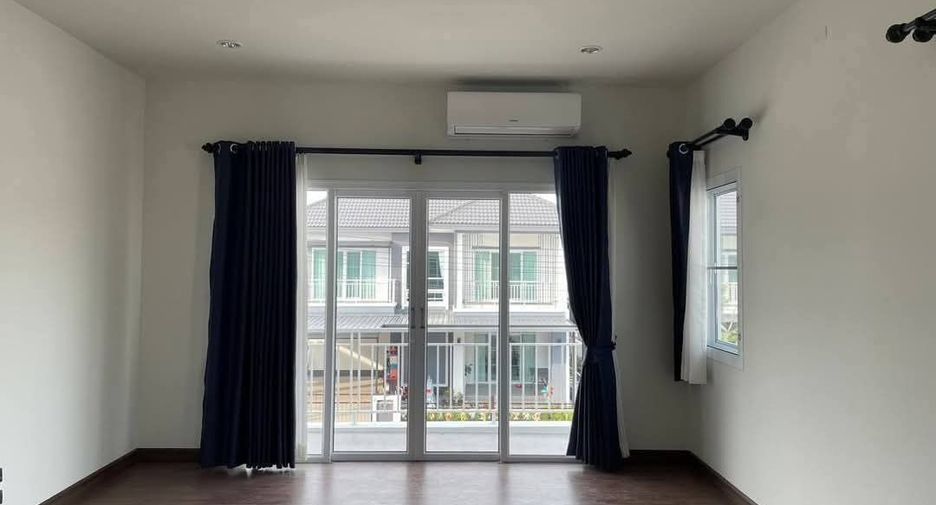 Haus zum Kauf mit 4 Zimmer in Mueang Nakhon Ratchasima, Nakhon Ratchasima