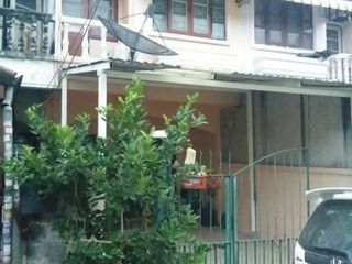 For sale 2 bedrooms townhouse in Lak Si, Bangkok