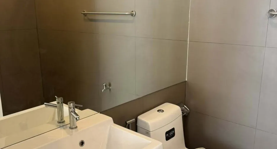For sale 1 bed condo in Watthana, Bangkok