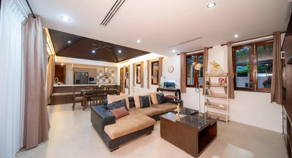 ให้เช่า 4 ห้องนอน วิลล่า ใน เมืองภูเก็ต, ภูเก็ต