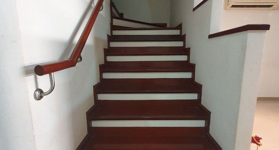For sale 3 bedrooms townhouse in Bueng Kum, Bangkok