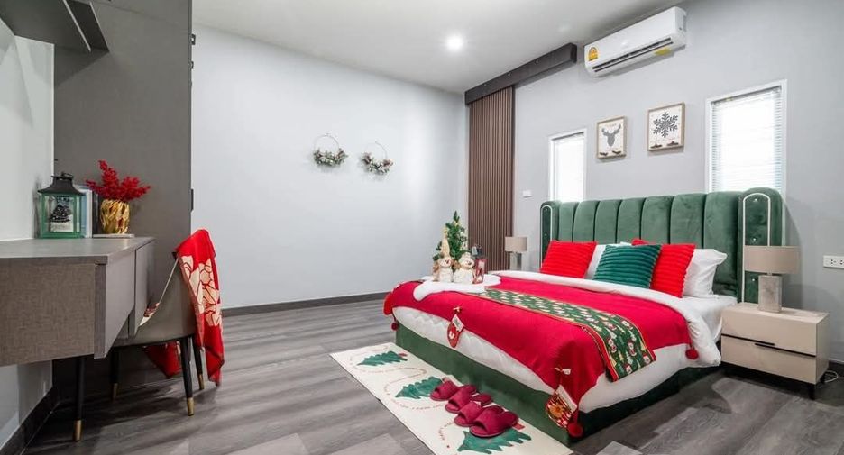 For sale 4 bedrooms villa in Bang Lamung, Chonburi
