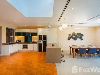For sale 5 bedrooms villa in Kathu, Phuket