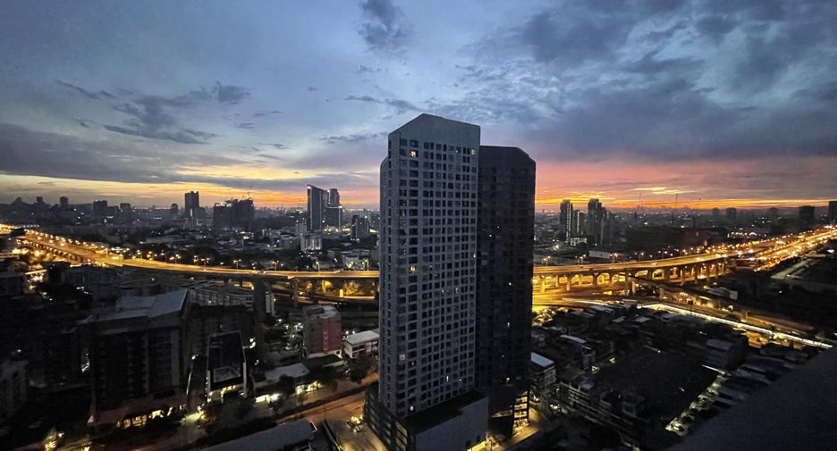 For rent 1 bed condo in Bang Na, Bangkok