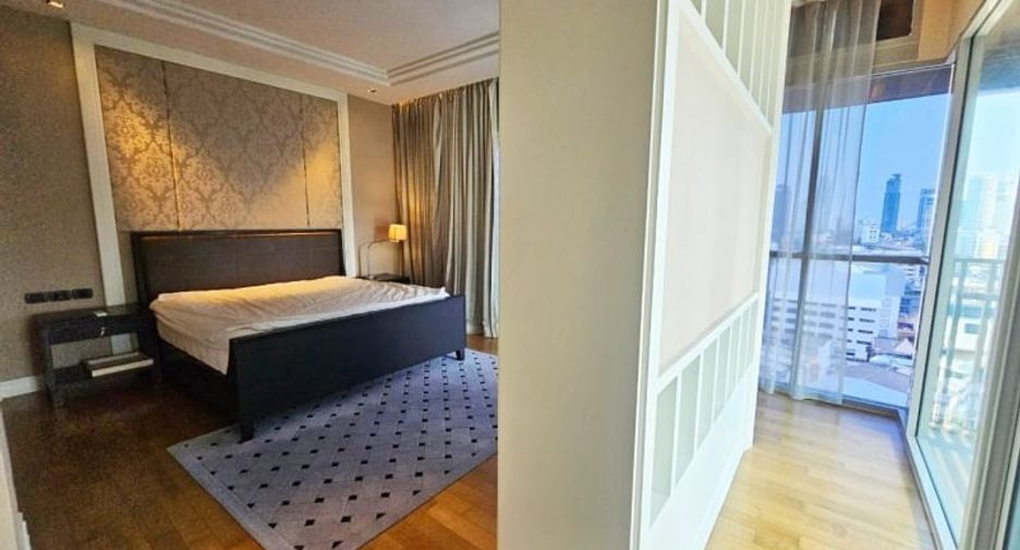 For sale and for rent 3 bedrooms condo in Khlong Toei, Bangkok