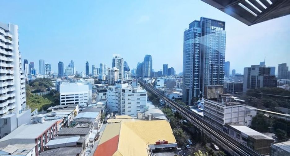 For sale and for rent 3 bedrooms condo in Khlong Toei, Bangkok