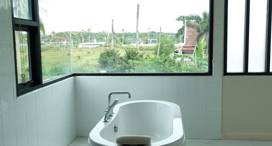 À louer 4 chambres villa à Thalang, Phuket