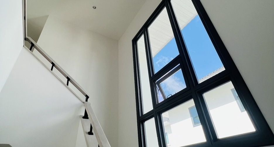 For sale 4 bedrooms house in Mueang Phuket, Phuket