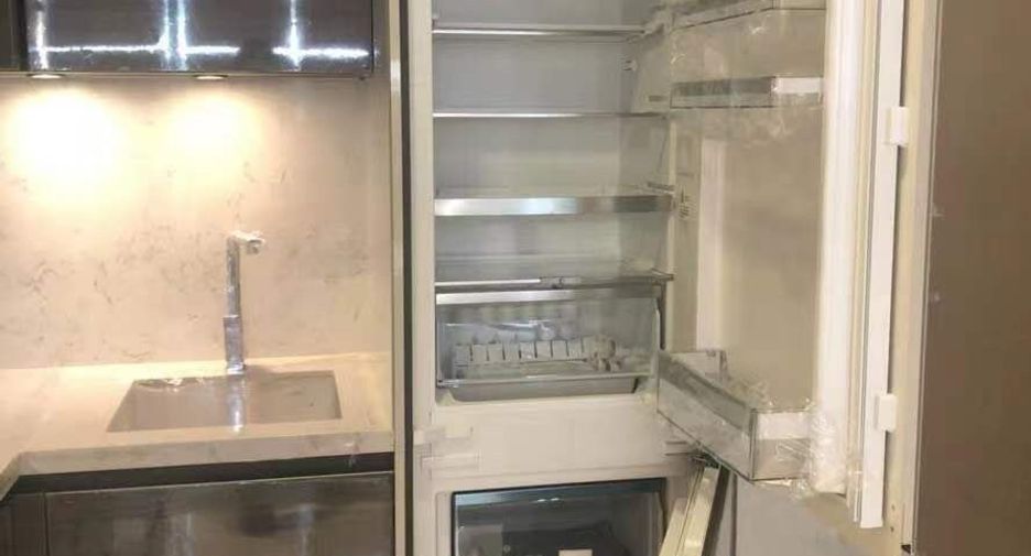 For sale 1 bed condo in Watthana, Bangkok