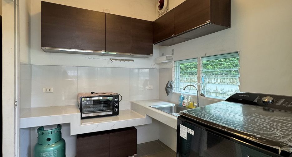 Casa en alquiler de 3 habitaciones en Mueang Udon Thani, Udon Thani