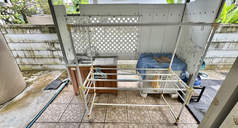 Casa en alquiler de 3 habitaciones en Mueang Udon Thani, Udon Thani