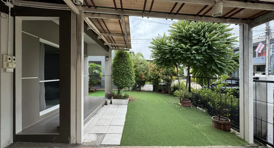 For rent 3 bedrooms house in Mueang Udon Thani, Udon Thani