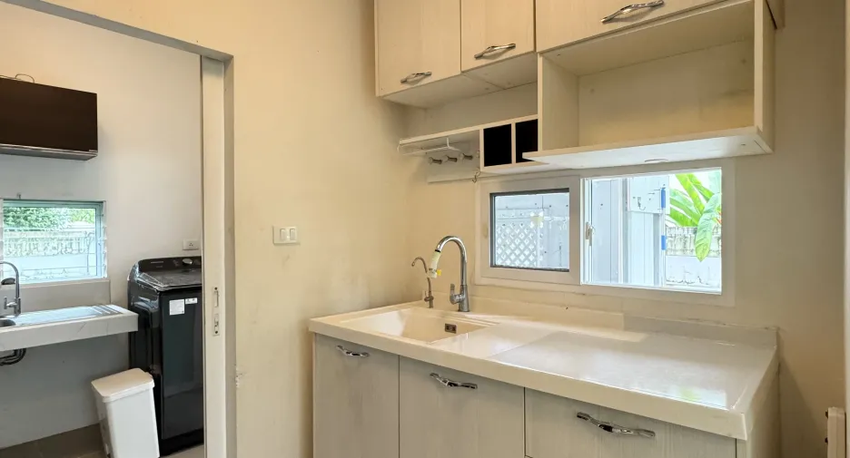 For rent 3 bedrooms house in Mueang Udon Thani, Udon Thani