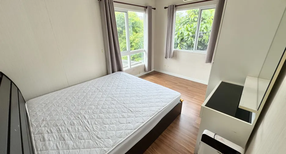 For rent 3 bedrooms house in Mueang Udon Thani, Udon Thani