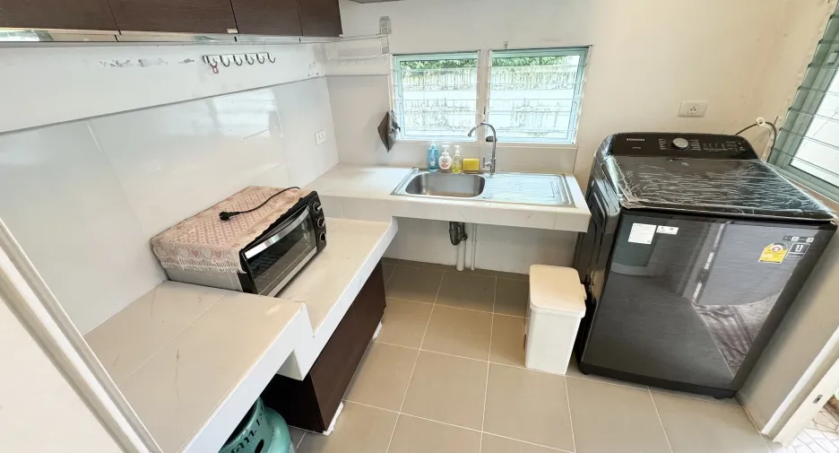For rent 3 bedrooms house in Mueang Udon Thani, Udon Thani