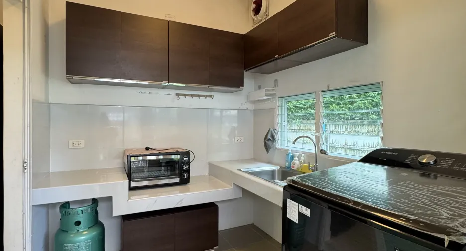 For rent 3 bedrooms house in Mueang Udon Thani, Udon Thani
