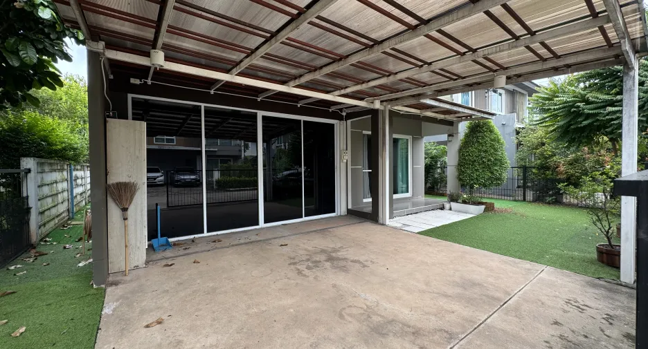 For rent 3 bedrooms house in Mueang Udon Thani, Udon Thani