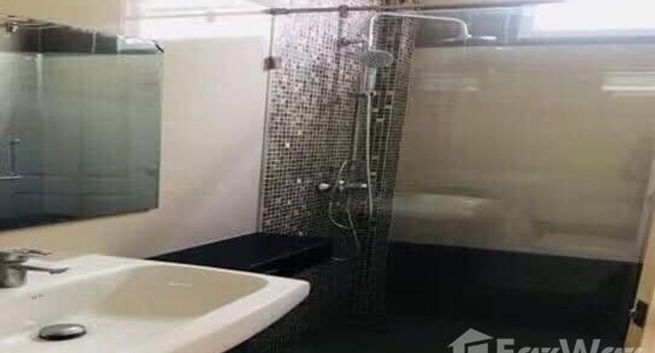Продажа офис в Хуаи Кхщанг, Бангкок