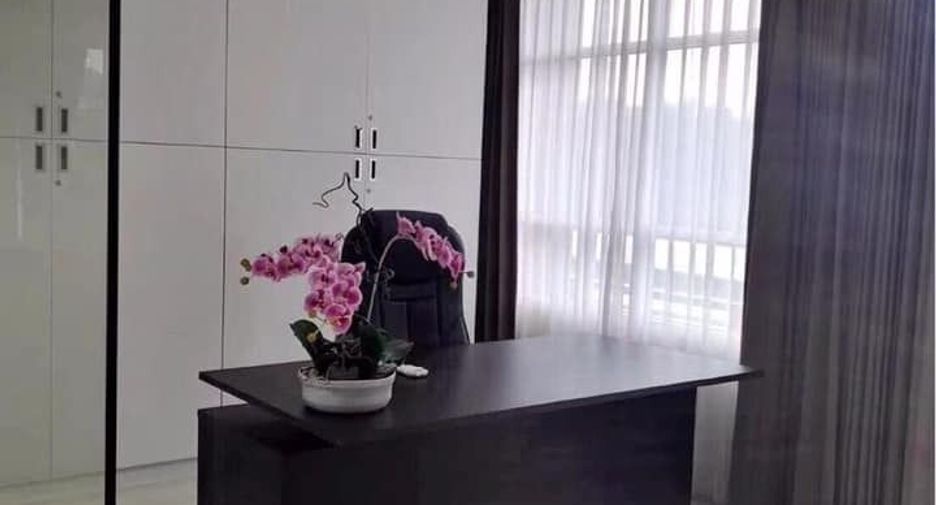 Продажа офис в Хуаи Кхщанг, Бангкок