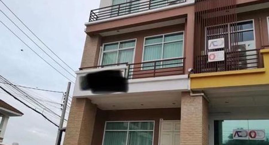 Продажа офис в Хуаи Кхщанг, Бангкок