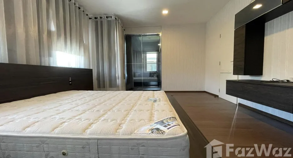 For sale 4 bedrooms house in Bang Phli, Samut Prakan