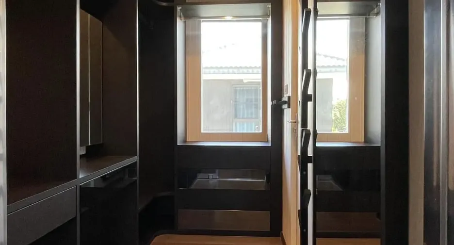 For sale 4 bedrooms house in Bang Phli, Samut Prakan
